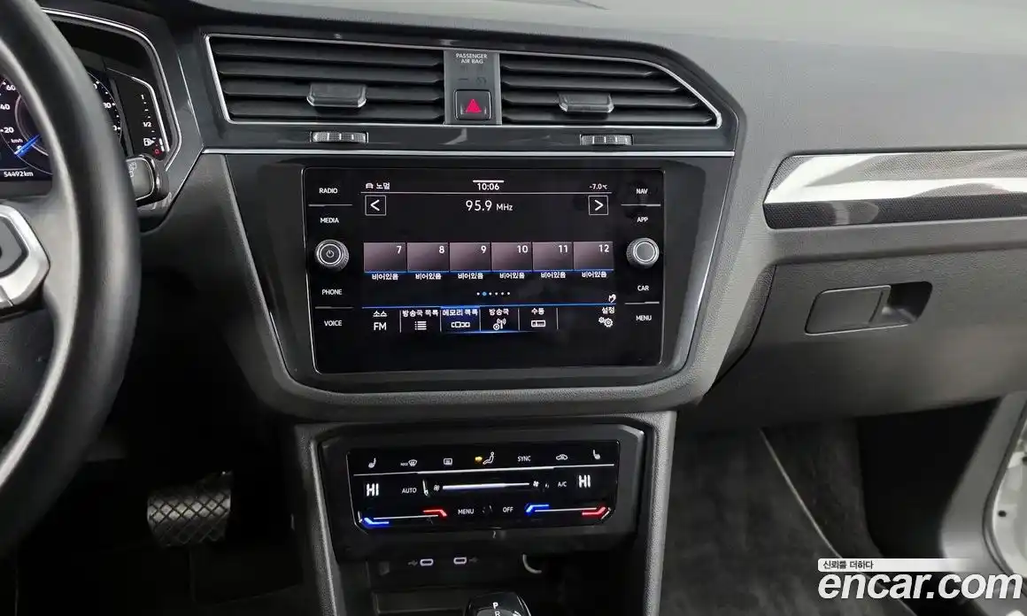 Volkswagen Tiguan 2022 2.0 гидро в Москве № 214972, фото 14