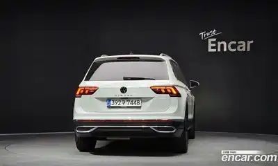 Volkswagen Tiguan 2022 2.0 гидро в Москве № 214972, миниатюра 4