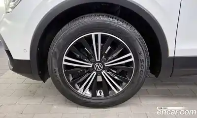 Volkswagen Tiguan 2022 2.0 гидро в Москве № 214972, миниатюра 5