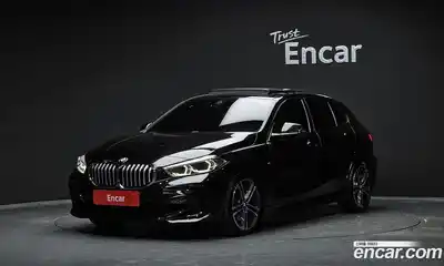 BMW 1-Series, 2022