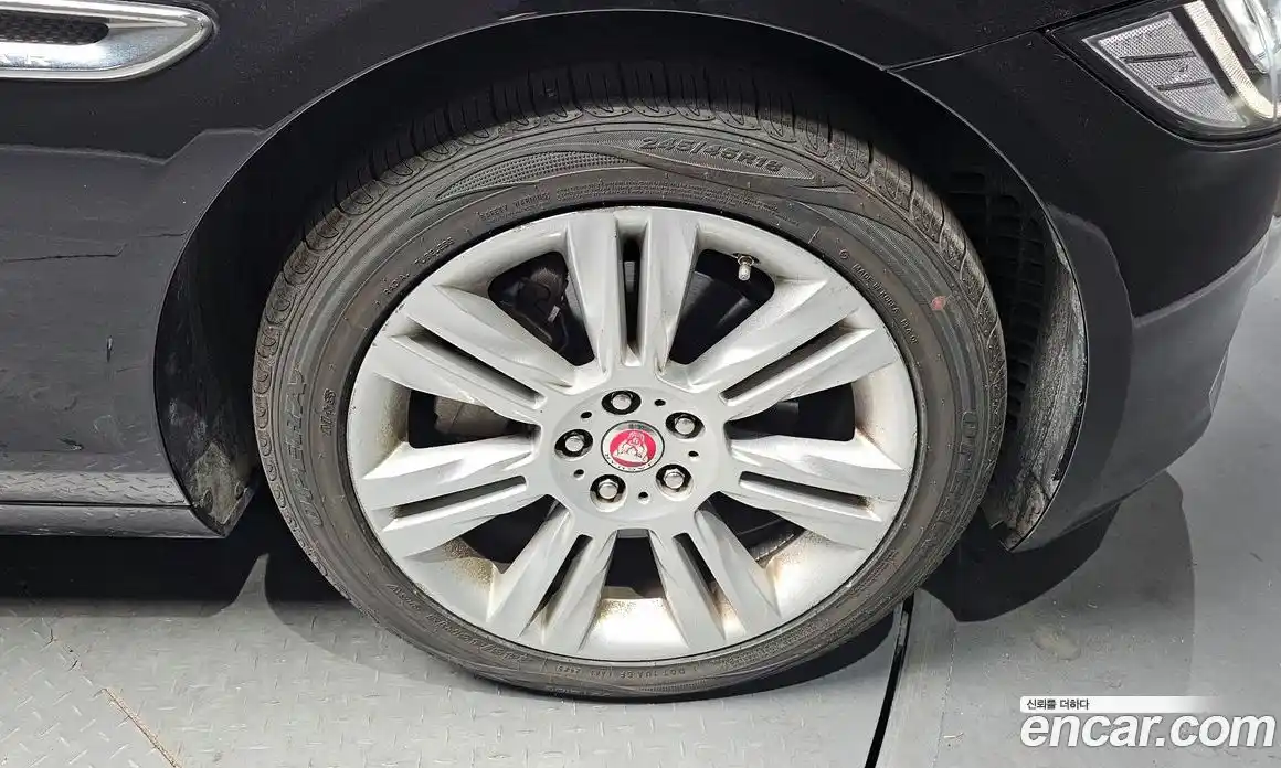Jaguar XF 2019 2.0 гидро в Москве № 320145, фото 5