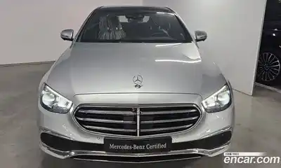 Mercedes-Benz E-Class 2023 3.0 гидро в Москве № 622749, миниатюра 2