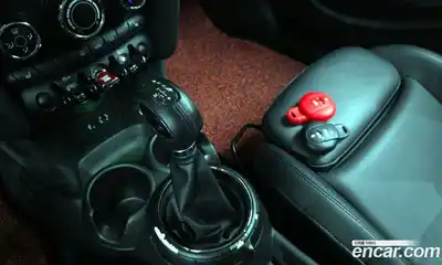 Mini Cooper 2016 1.5 гидро в Москве № 1013987, миниатюра 8