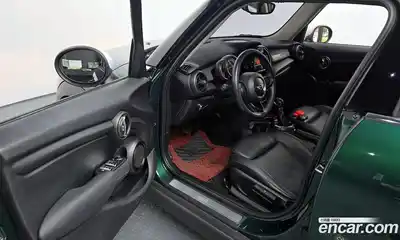 Mini Cooper 2016 1.5 гидро в Москве № 1013987, миниатюра 9
