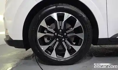Kia Canival 2023 2.2 гидро в Москве № 1399457, миниатюра 5