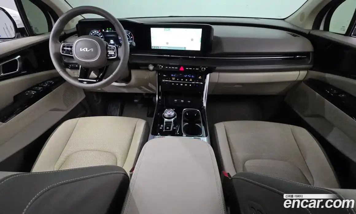 Kia Canival 2023 2.2 гидро в Москве № 1399457, фото 7