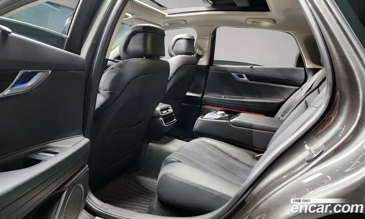 Genesis G80 2025 2.5 гидро в Москве, фото 12