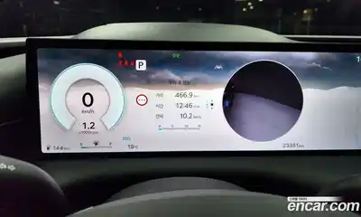 Genesis G80 2025 2.5 гидро в Москве, миниатюра 8