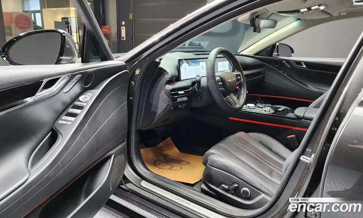 Genesis G80 2025 2.5 гидро в Москве, фото 10