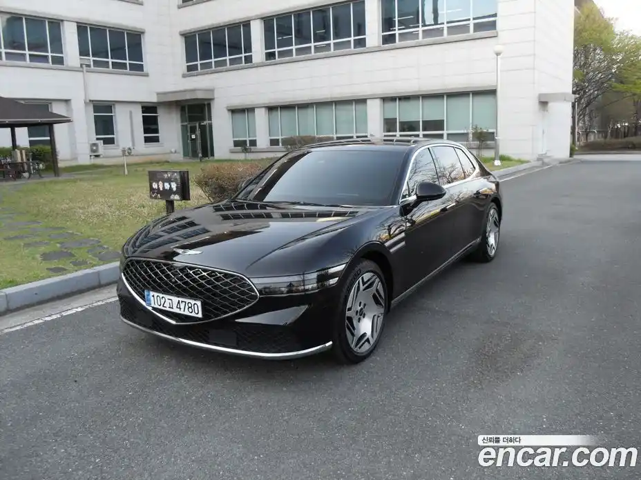 Genesis G90 2023 3.5 гидро в Москве № 1399806, фото 3