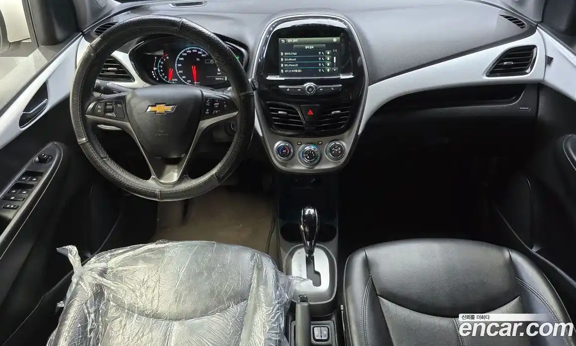 Chevrolet Spark 2016 1.0 гидро в Москве, фото 7