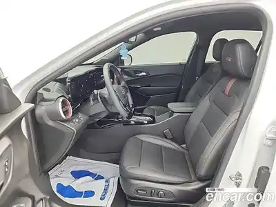 Chevrolet Trax 2025 1.2 гидро в Москве № 1401890, миниатюра 11
