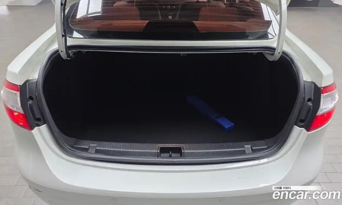 Renault SM3 2011 1.6 гидро в Москве № 1402377, фото 20