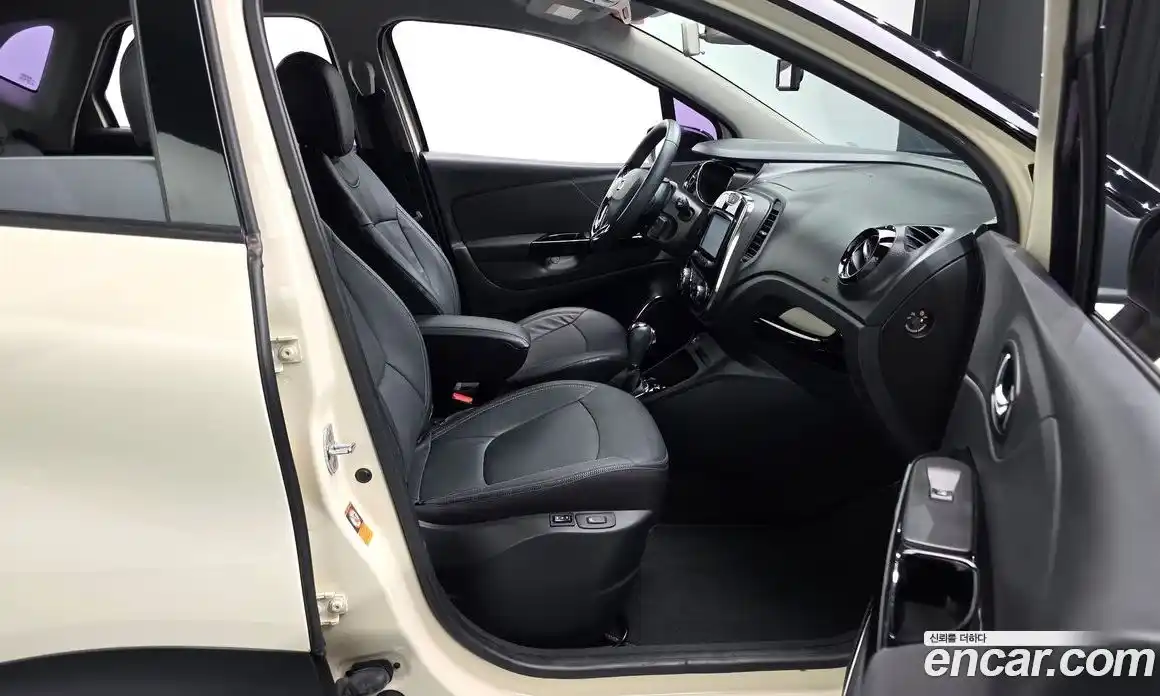 Renault QM3 2015 1.5 гидро в Москве № 1402378, фото 12
