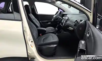 Renault QM3 2015 1.5 гидро в Москве № 1402378, миниатюра 12