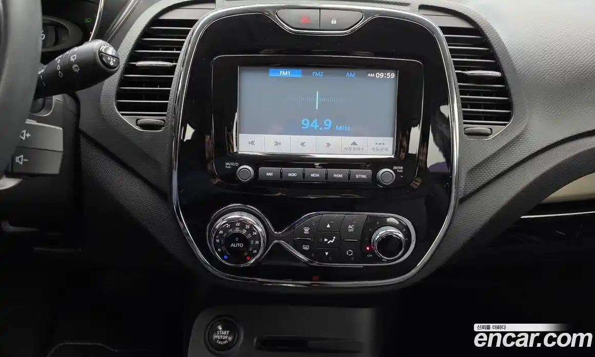 Renault QM3 2015 1.5 гидро в Москве № 1402378, фото 14