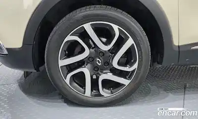 Renault QM3 2015 1.5 гидро в Москве № 1402378, миниатюра 5