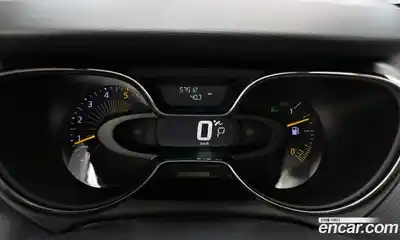 Renault QM3 2015 1.5 гидро в Москве № 1402378, миниатюра 8