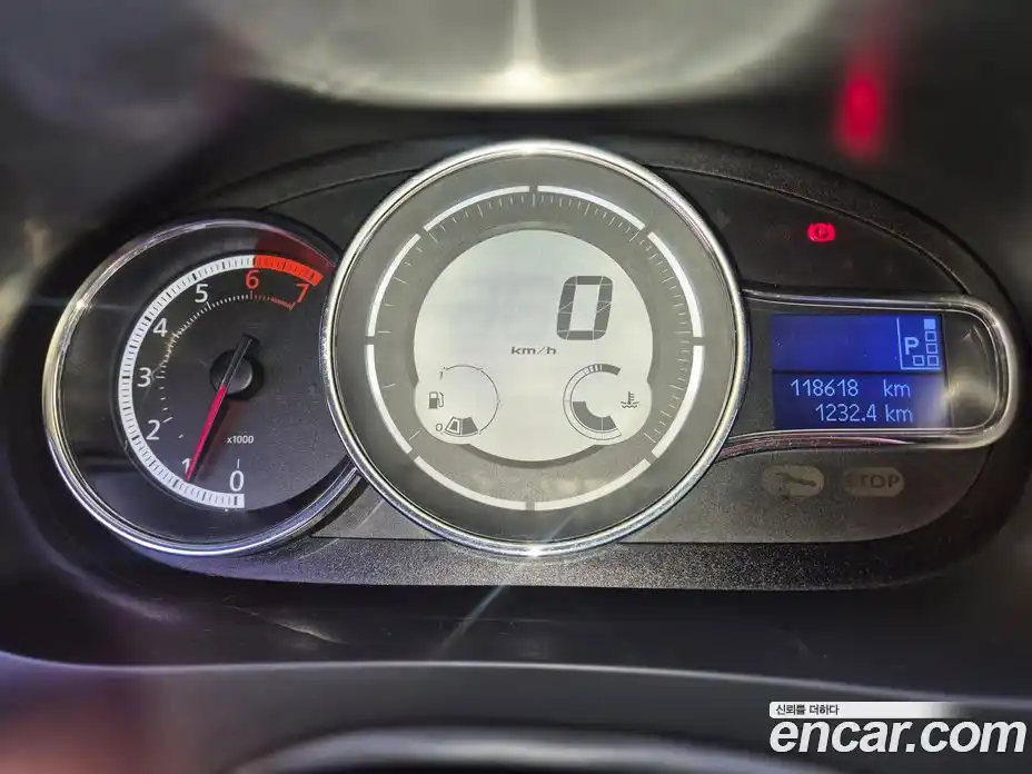 Renault SM3 2018 1.6 гидро в Москве № 1403180, фото 15