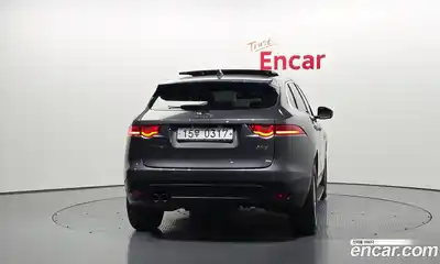 Jaguar F-Pace 2016 2.0 гидро в Москве № 1404536, миниатюра 4