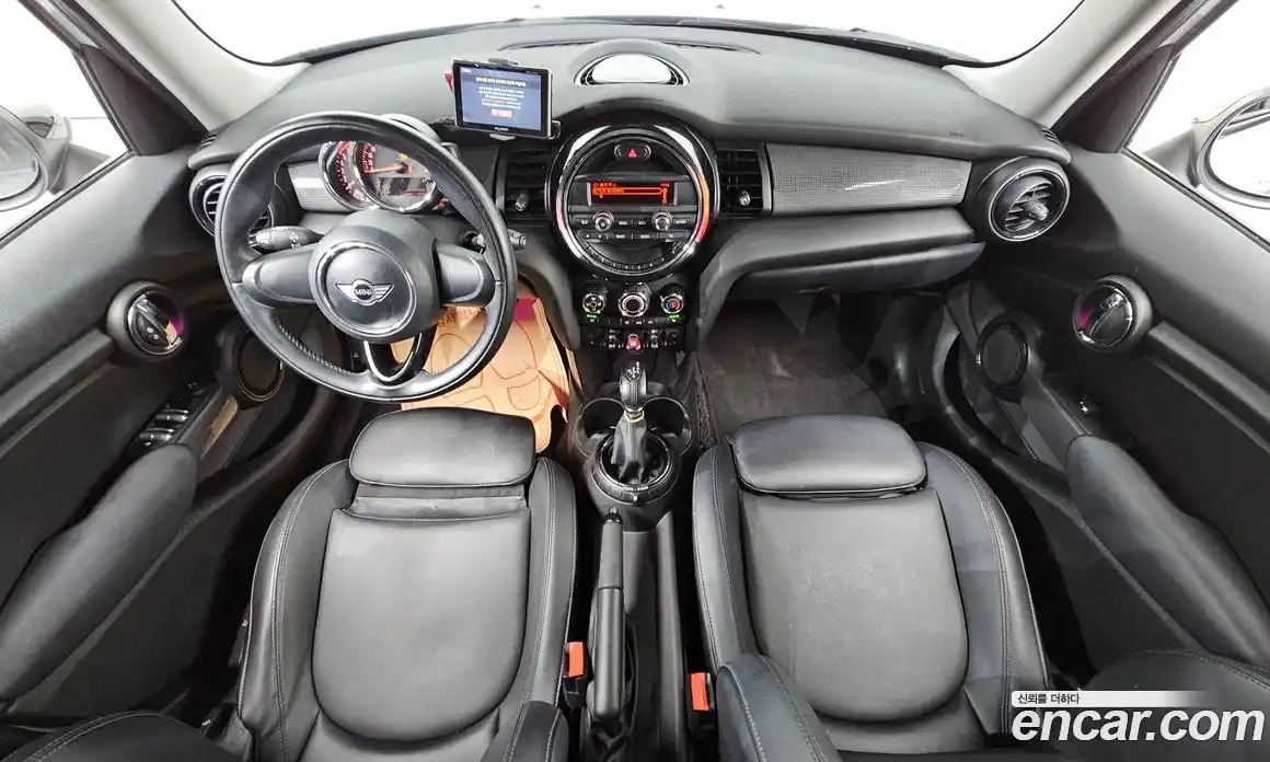 Mini Cooper 2015 1.5 гидро в Москве № 1405248, фото 7
