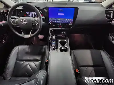 Lexus NX 2025 2.5 вариатор в Москве № 1405424, миниатюра 7