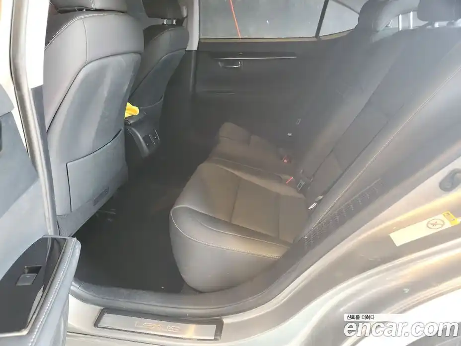 Lexus ES 2017 2.5 гидро в Москве № 1405429, фото 14