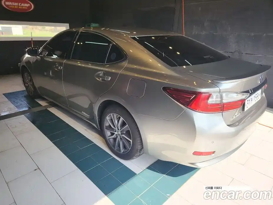 Lexus ES 2017 2.5 гидро в Москве № 1405429, фото 4