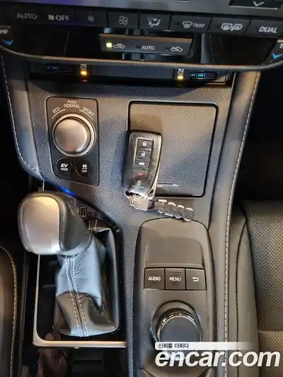 Lexus ES 2017 2.5 гидро в Москве № 1405429, миниатюра 10