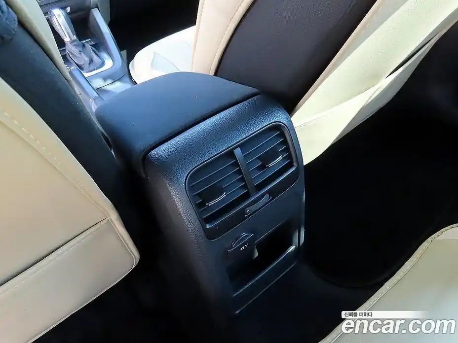 Volkswagen Jetta 2011 2.0 гидро в Москве № 1405698, фото 17