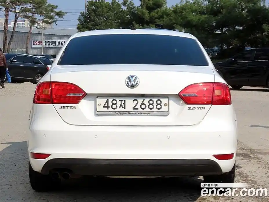 Volkswagen Jetta 2011 2.0 гидро в Москве № 1405698, фото 4