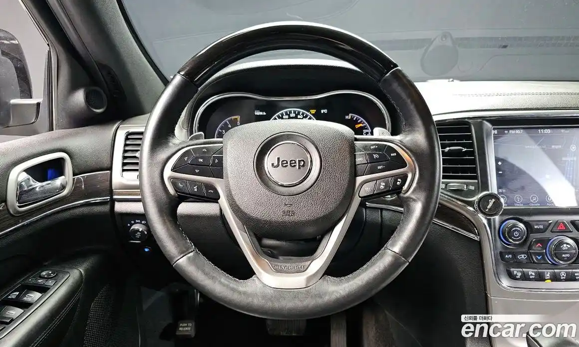 Jeep Cherokee 2018 3.0 гидро в Москве № 1405875, фото 12