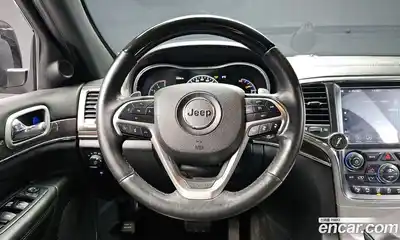 Jeep Cherokee 2018 3.0 гидро в Москве № 1405875, миниатюра 12