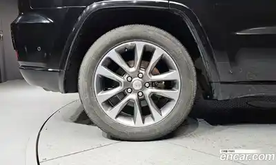 Jeep Cherokee 2018 3.0 гидро в Москве № 1405875, миниатюра 5