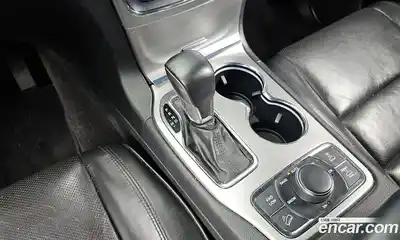 Jeep Cherokee 2018 3.0 гидро в Москве № 1405875, миниатюра 9