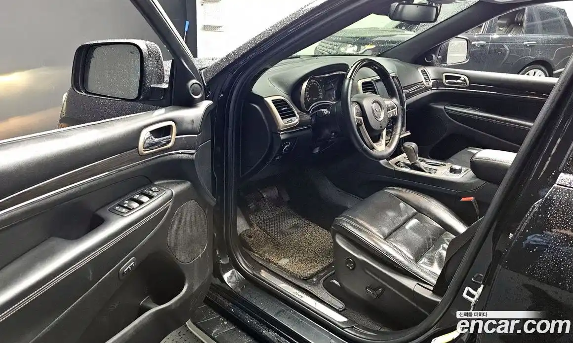 Jeep Cherokee 2016 3.0 гидро в Москве № 1405887, фото 10