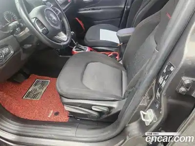 Jeep Renegade 2018 2.0 гидро в Москве № 1405942, миниатюра 12