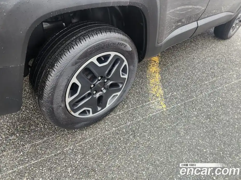Jeep Renegade 2018 2.0 гидро в Москве № 1405942, фото 9