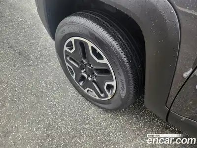 Jeep Renegade 2018 2.0 гидро в Москве № 1405942, миниатюра 10