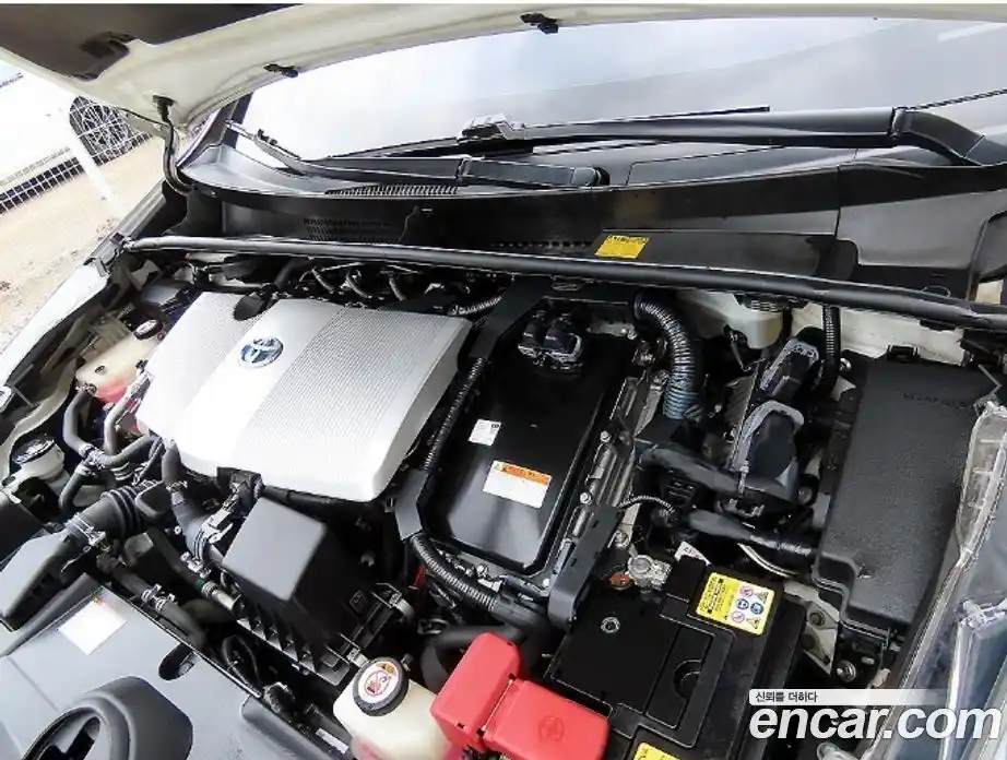 Toyota Prius 2017 1.8 гидро в Москве № 1406012, фото 18