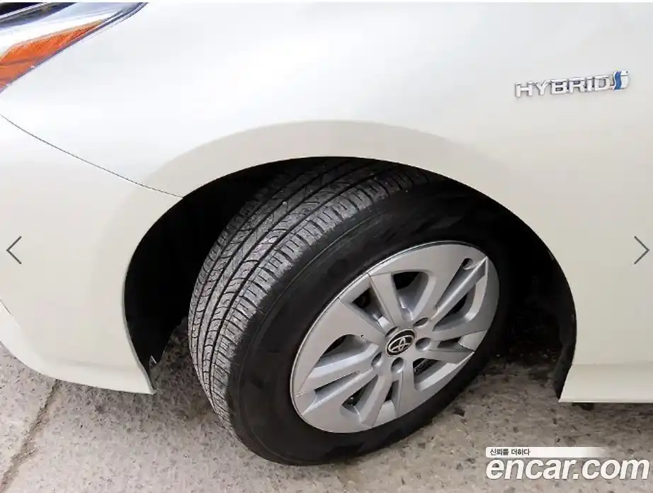 Toyota Prius 2017 1.8 гидро в Москве № 1406012, фото 19