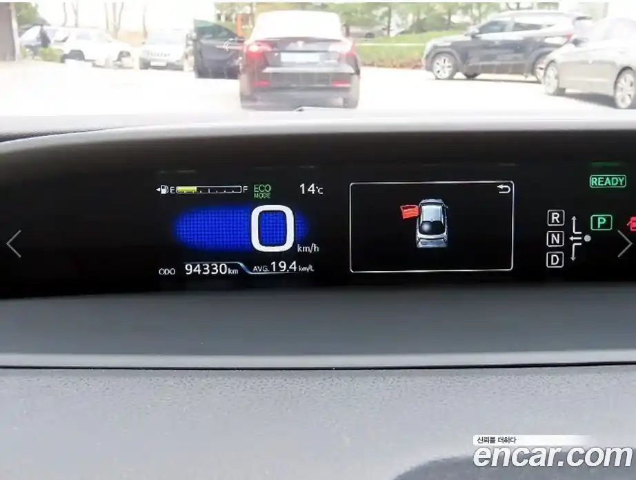 Toyota Prius 2017 1.8 гидро в Москве № 1406012, фото 9