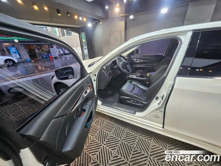 Infiniti M 2012 3.7 гидро в Москве № 1406285, фото 13