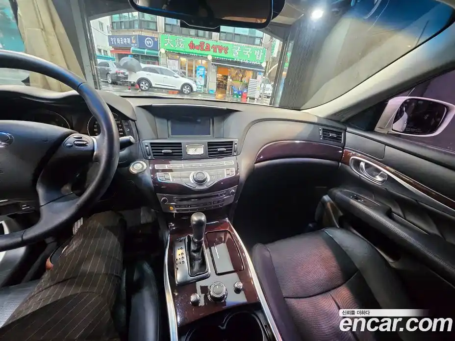 Infiniti M 2012 3.7 гидро в Москве № 1406285, фото 14