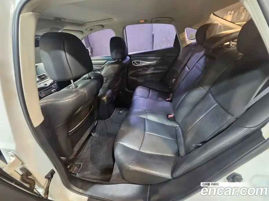 Infiniti M 2012 3.7 гидро в Москве № 1406285, фото 15