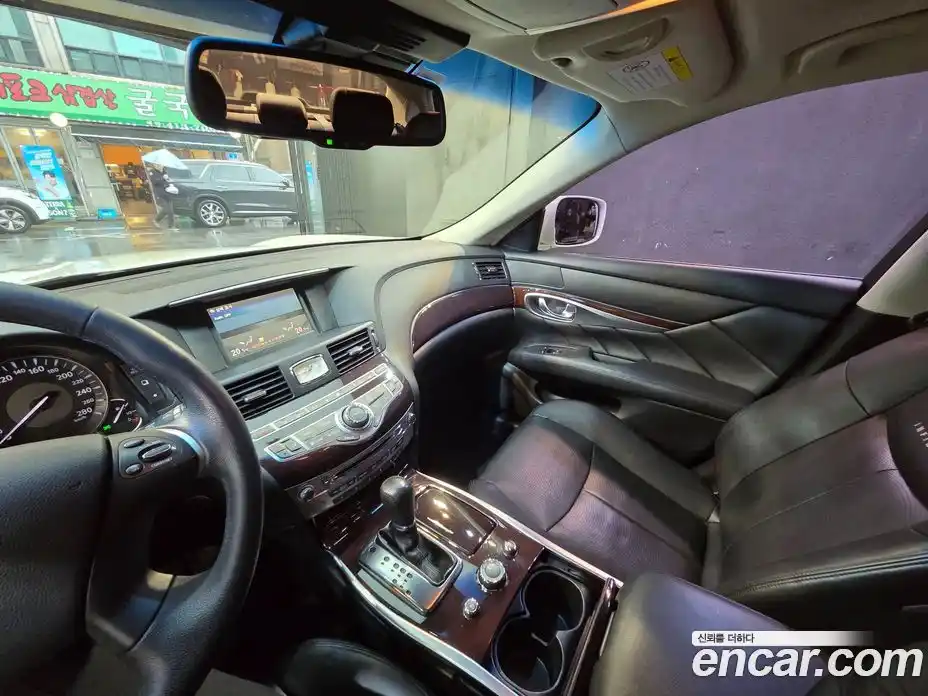 Infiniti M 2012 3.7 гидро в Москве № 1406285, фото 7