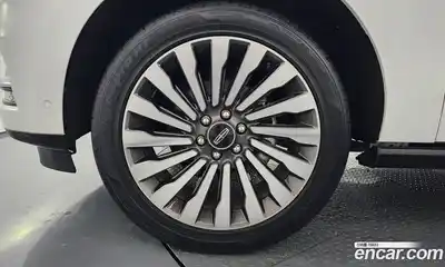 Lincoln Navigator 2021 3.5 гидро в Москве № 1406293, миниатюра 5