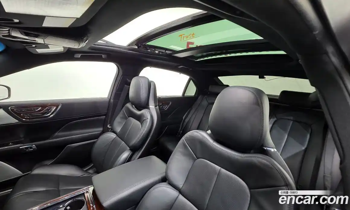 Lincoln Continental 2017 3.0 гидро в Москве № 1406338, фото 11