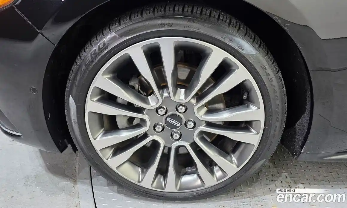 Lincoln Continental 2017 3.0 гидро в Москве № 1406338, фото 5