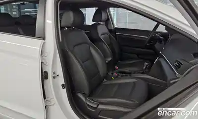 Hyundai Avante 2019 1.6 гидро в Москве № 1417139, миниатюра 11